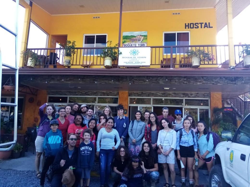 Boquete Town Hostal エクステリア 写真