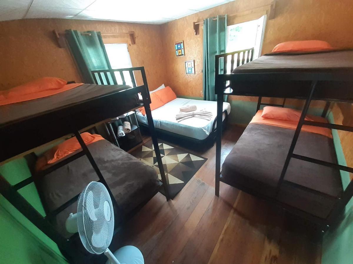 Boquete Town Hostal エクステリア 写真